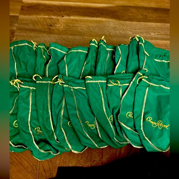 20 Green Crown Royal Bags New - Picture 1 of 1